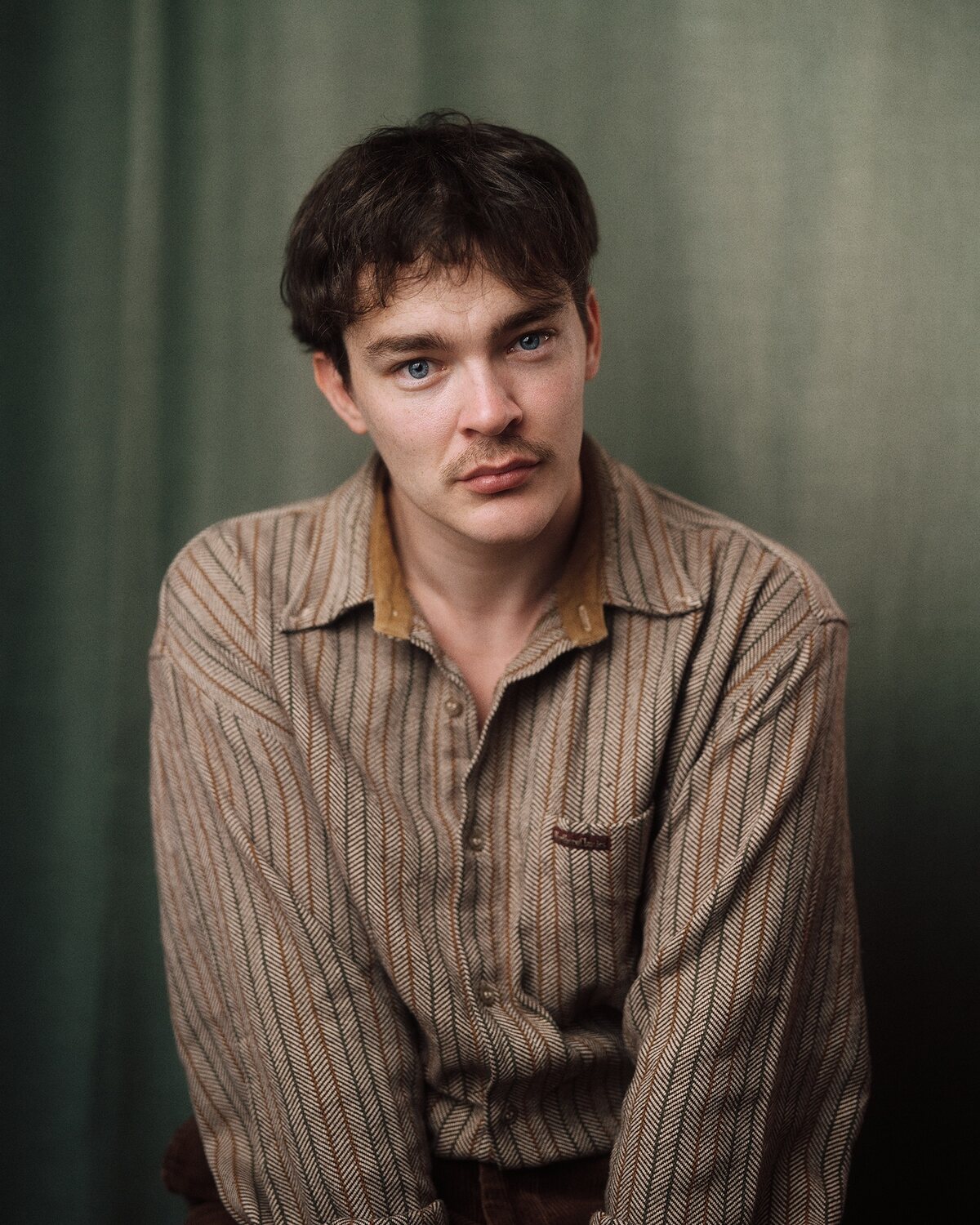 Ash Matthews, professional actor and headshot photographer