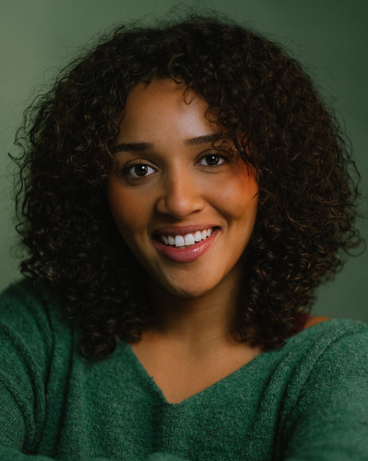 Headshot of Julie Graven photographed by Ash Matthews